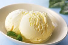 明日は．．アイスクリーム(^^)